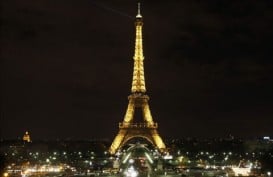 Menara Eiffel Akan Dipasangi Dinding Kaca