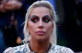 Lady Gaga Kencani Agennya Sendiri