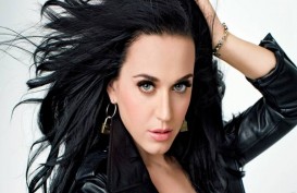 Katy Perry Rambah Bisnis Alas Kaki
