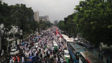 AKSI 112: Ba'da Dzuhur Massa Padati Jalan Merdeka Barat, Pulang ke Rumah Masing Masing