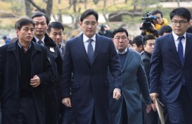 Bos Samsung Group Ditahan
