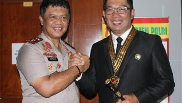 Raih Penghargaan Honorary Police, Emil: Dari Dulu Ingin Jadi Polisi