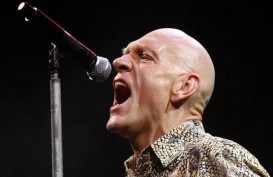 Midnight Oil, Grup Band Rock Kontroversial Australia Awali Tur Dunia