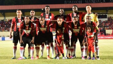 Legenda Persipura Hengki Rumere Tewas Terbakar