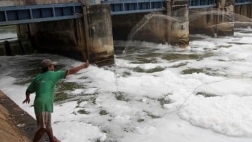 Cipinang Melayu Banjir, DKI Pasang Bronjong Batu