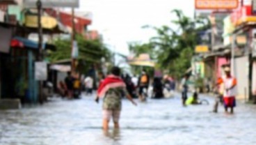 BANJIR BEKASI: Kantor Terendam, Layanan Masyarakat Lumpuh Total