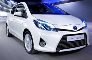 Toyota Jual 10 Juta Mobil Hybrid di Pasar Global
