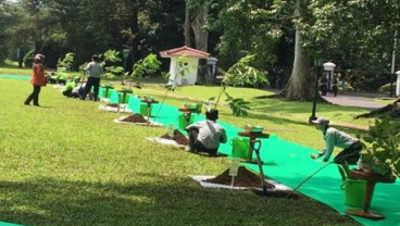 Raja Salman & Pangeran Tanam Pohon di Al-Saud Garden Istana Bogor