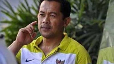 PREDIKSI SEMEN PADANG VS AREMA: Aji Santoso Waspadai Pemain Lawan