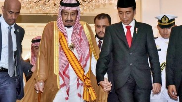 Sambut Raja Salman, Ratusan Umat Islam Padati Masjid Istiqlal