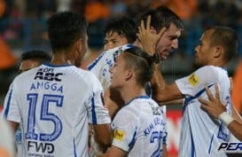 HASIL PBFC VS PERSIB: Gol Heading Wanggai Bawa PBFC Menang di Segiri