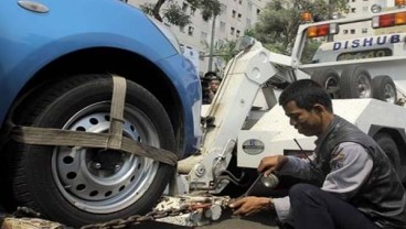 Ratusan Kendaraan Terjaring Razia Parkir Liar di Jakut