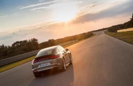 Porsche Panamera Hybrid Akan Dipamerkan di Geneva Motor Show 2017