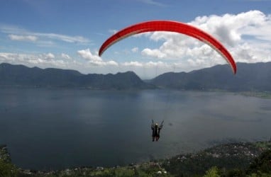 Kejuaraan Dunia Paralayang Digelar di Manado