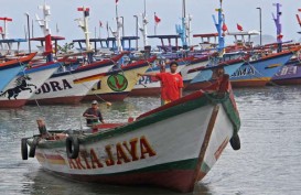 Nelayan Kalbar Protes Larangan Alat Tangkap Trawl