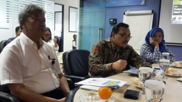 KUNJUNGAN BSN KE BISNIS INDONESIA: BSN Terlibat Dalam Standar Proses Sertifikasi Halal