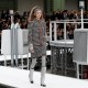 Gaya Futuristik Chanel Tutup Paris Fashion Week 2017