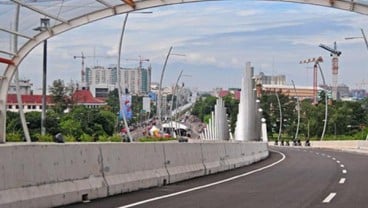 Pembatas Jalan di Ahmad Yani Bekasi Dibongkar