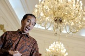 Beri Kuis ke Seniman Bukan Soal Ikan, Jokowi Dapat 5 Lagu
