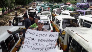 Mobil Dirusak, Korban Amukan Oknum Sopir Angkot Bandung Masih Trauma