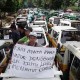 Mobil Dirusak, Korban Amukan Oknum Sopir Angkot Bandung Masih Trauma