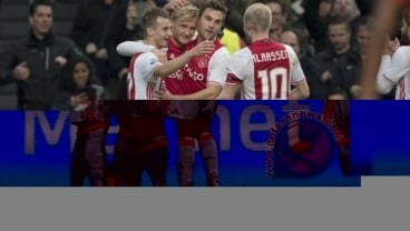 Dolberg Bawa Ajax Menang 3-0 Kalahkan Twente