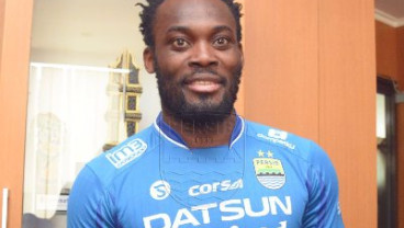 Essien, Eks Chelsea Resmi Gabung Persib