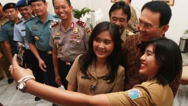 Ratusan CPNS DKI Diangkat Jadi PNS