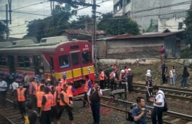 KRL ANJLOK: Jalur Kereta Jatinegara-Manggarai Sudah Bisa Dilalui