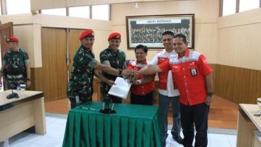 Telkom 'Menyerang' Pasar Banten dan Kopassus