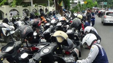 Razia Parkir Liar, 70 Motor Dicabut Pentil