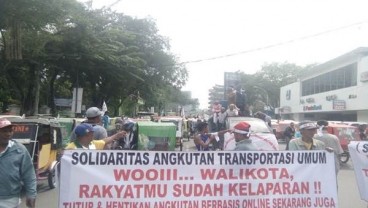 Protes Angkutan Online, Massa Becak Motor Turun ke Jalan