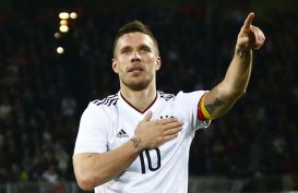 Gol Spektakuler Podolski Bawa Jerman Libas Inggris 1-0