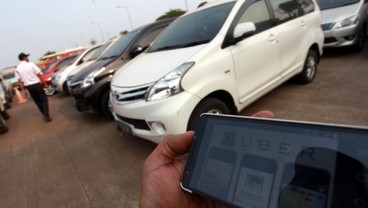 Tarif Taksi Online: Waktu Tunggu Jadi Formula Penentu