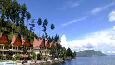 45.000 Benih Ikan Dilepas Ke Danau Toba Pulihkan Kualitas Air