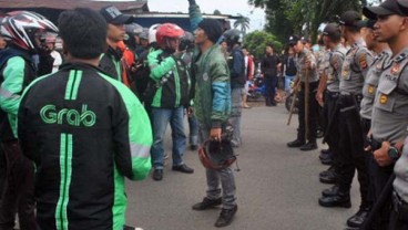 Ojek Online & Sopir Angkot di Bogor Sepakat Damai