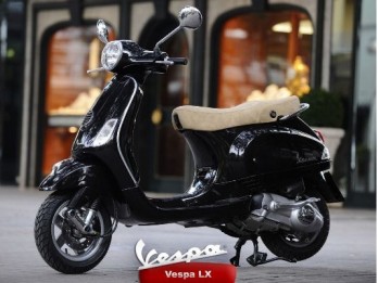 Piaggio Indonesia Luncurkan Vespa LX dan S i-get 125cc untuk Semangat Muda. Ini Spesifikasi dan Harganya