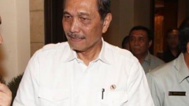 Luhut: DKI Akan Siapkan Pulau Khusus Nelayan di Proyek Reklamasi Teluk Jakarta