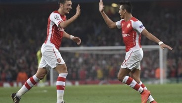Ozil Tak Percaya Wenger Hendak Melepasnya