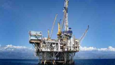 HARGA MINYAK: Tarik Ulur Perpanjangan Pangkas Produksi, WTI Rebound