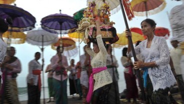 Umat Hindu Jakarta Nyepi di Pura Aditya