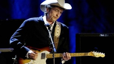 Dylan Akan TerimaHadiah Nobel di Stockholm