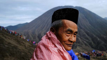 TIPS WISATA: Simak Cara Aman Perjalanan Bagi Turis Usia Lanjut