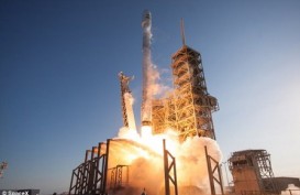 SpaceX Tarif Tiket ke Mars Rp2,6 Miliar