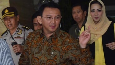 Sidang Ditunda, Ahok Dirugikan