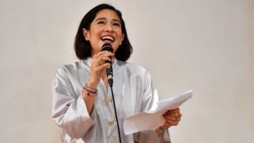 PANGGUNG PARA PEREMPUAN KARTINI: Tiga Pemeran Film Kartini Bacakan Monolog