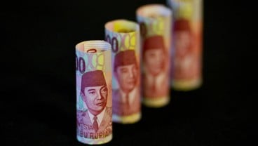 RUPIAH ATAS DOLAR: Sentimen Penggerak Kurs Hari Ini (13 April)