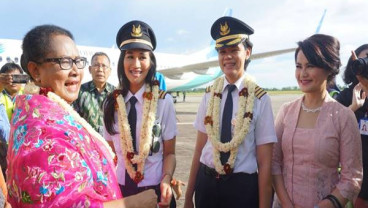 KARTINI DI MATA MIKE PENCE