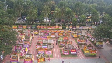 Foto-foto Ahok-Djarot ‘Banjir Bunga’ di Balai Kota DKI