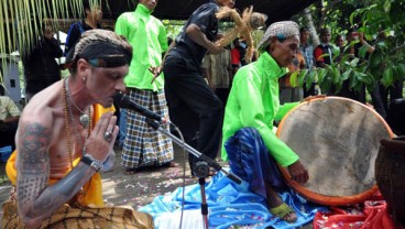 Kemendikbud Revitalisasi Desa Adat dan Komunitas Budaya